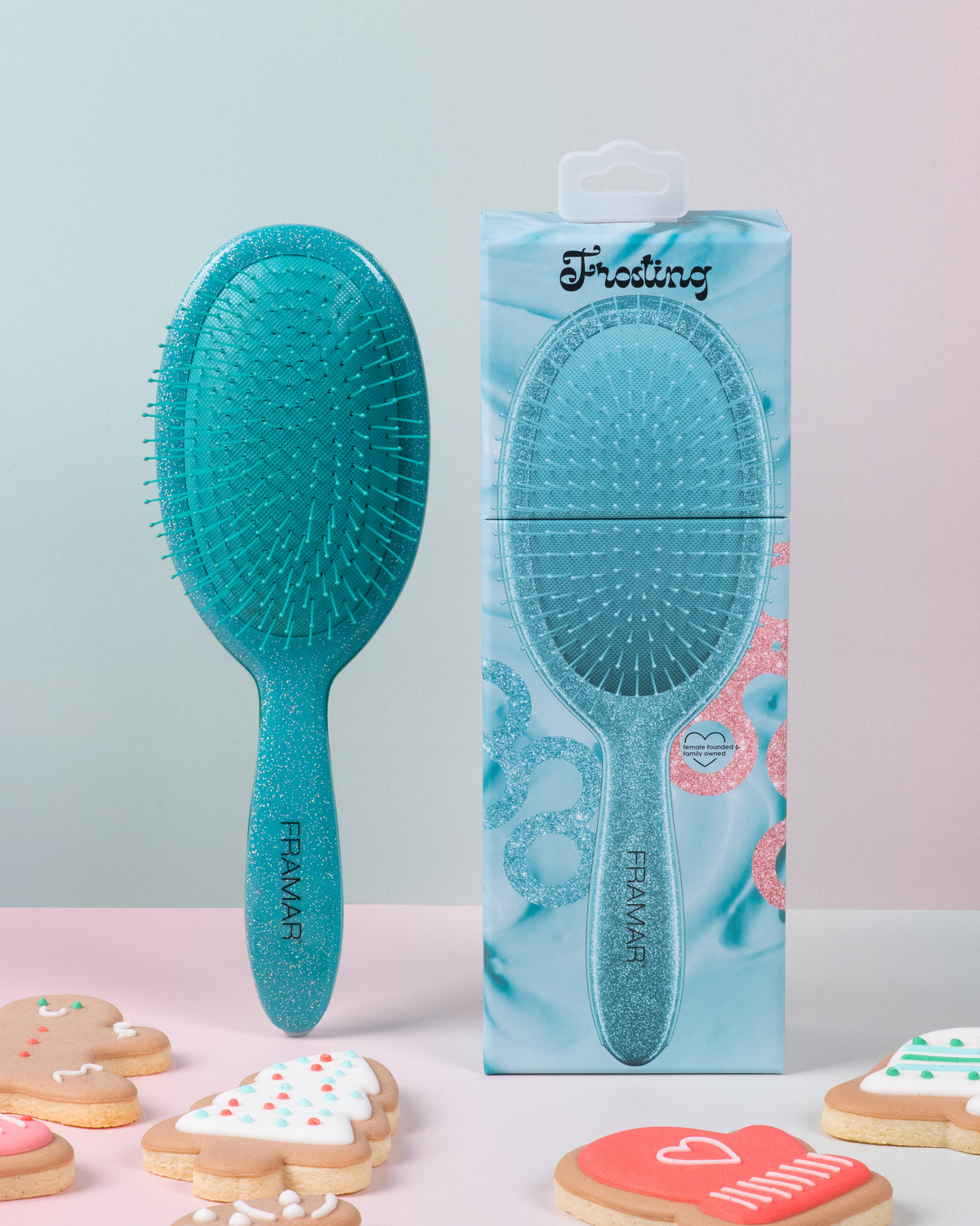Framar Cookie Cutter Glitter Detangle Hair Brush - Frosting