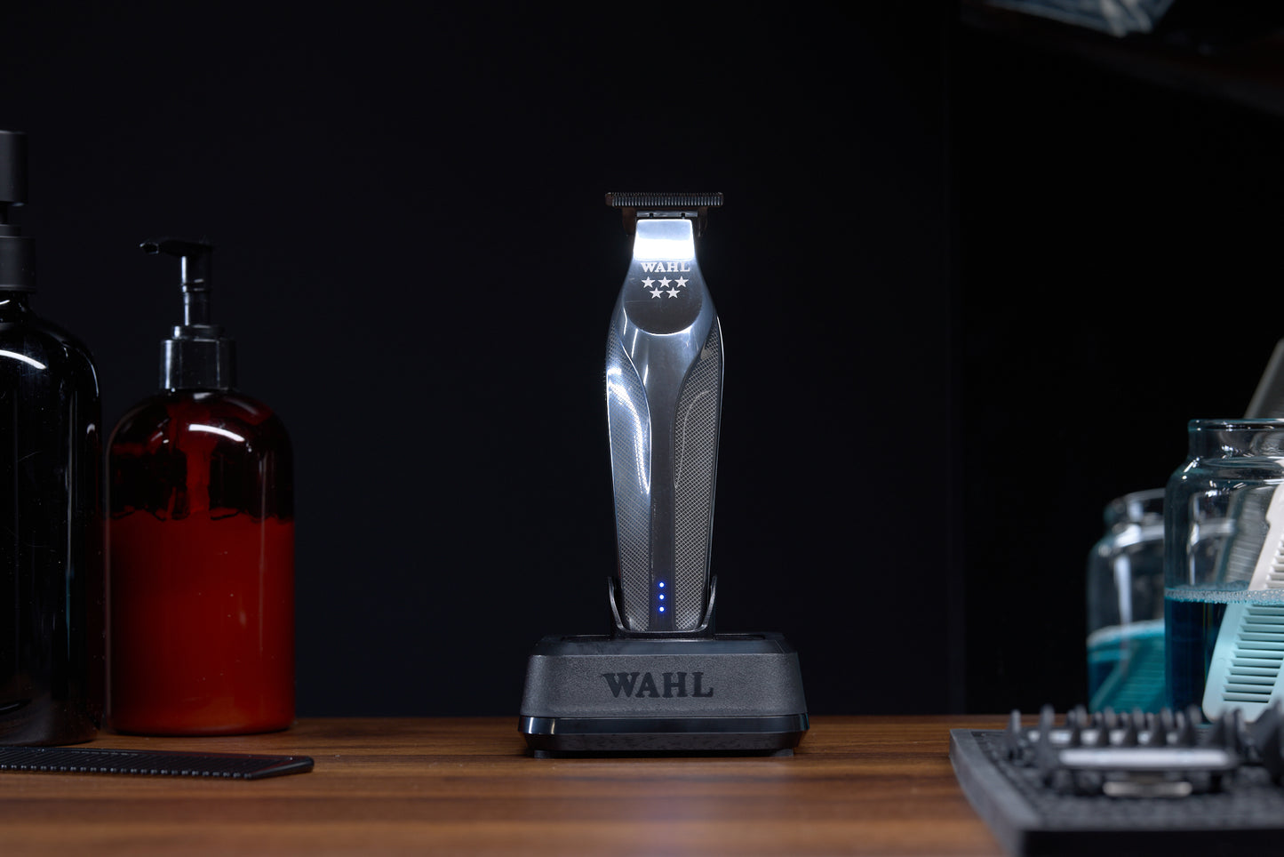 WAHL Professional Single Power Station, Low Profile Charger