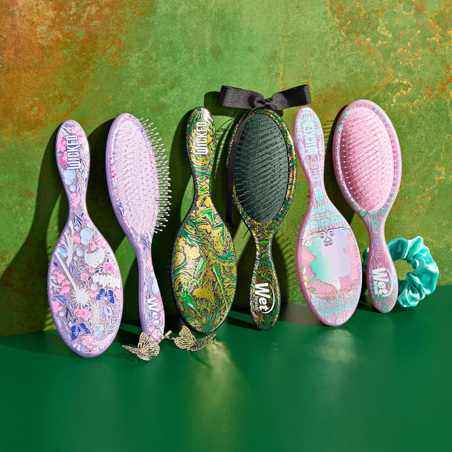 Wet Brush Original Detangler, Wicked 2.0 | Wicked for Good - True Friendship Kit