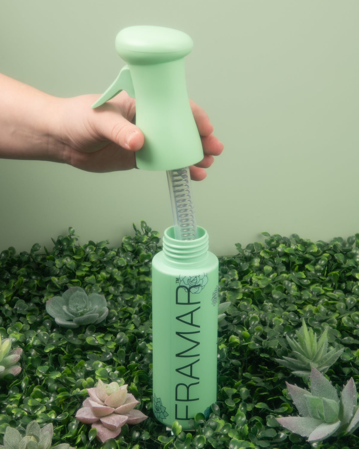 Framar Plant Mom Myst Assist Spray Bottle