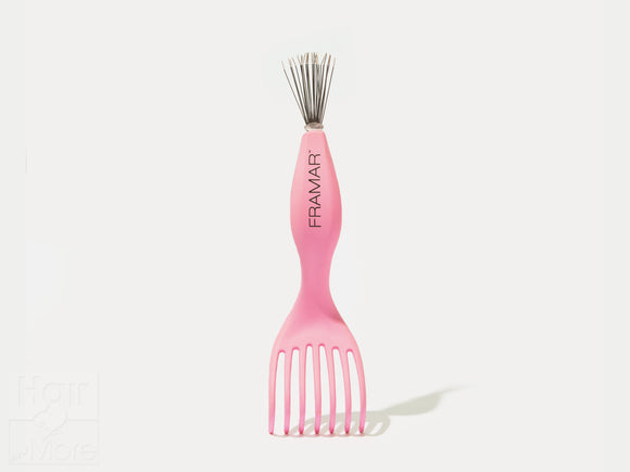 Framar Hair Brush Cleaner Pink, Salon Hair Brush Cleaning Tool Light Pink, Clean Hair Brushes Easily And Thoroughly, Hair Salon Essentials, NZ Framar Stockist, NZ Salon Supplies, NZ Hair And Beauty Supplies