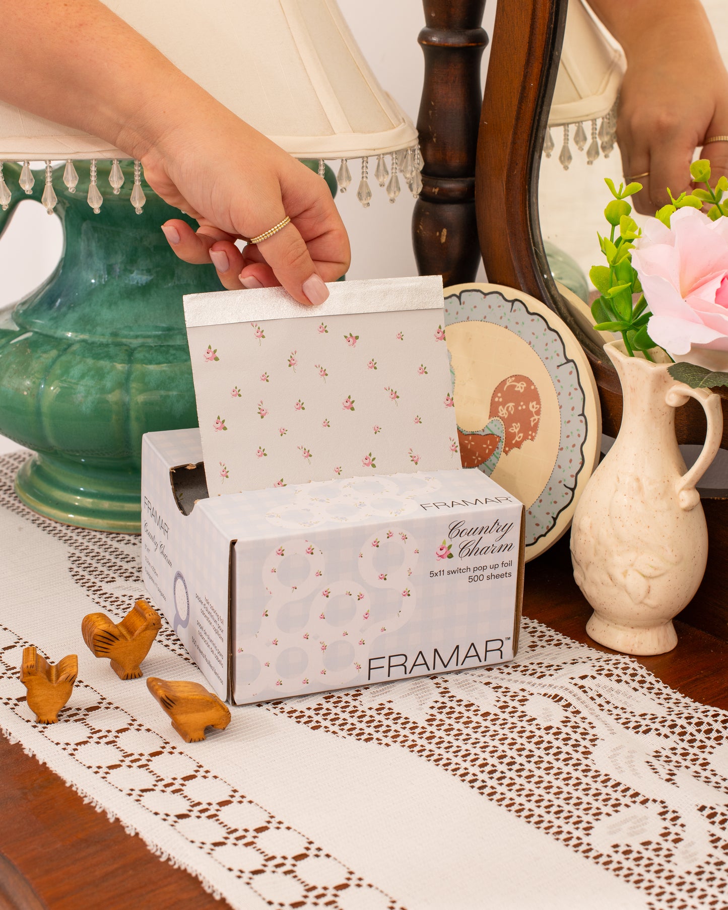 Framar Country Charm Switch Pop Up Foil (500ct) 127 x 280mm (5x11) - Limited Edition